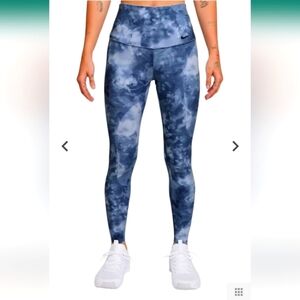 Nike Women's Zenvy Gentle-Support All-Over Print 7/8 Leggings
